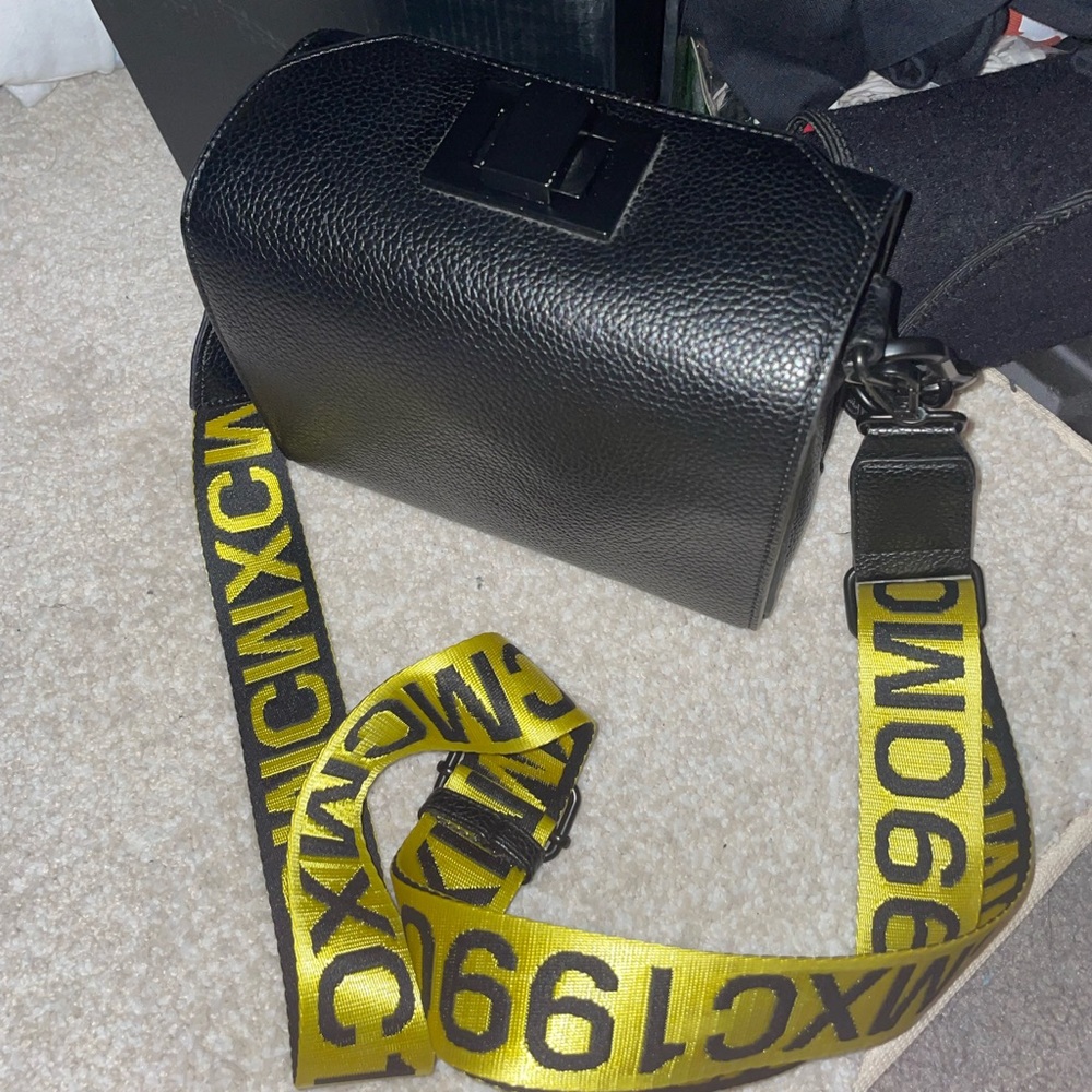COPY - Steve Madden crossbody bag/ shoulder bag